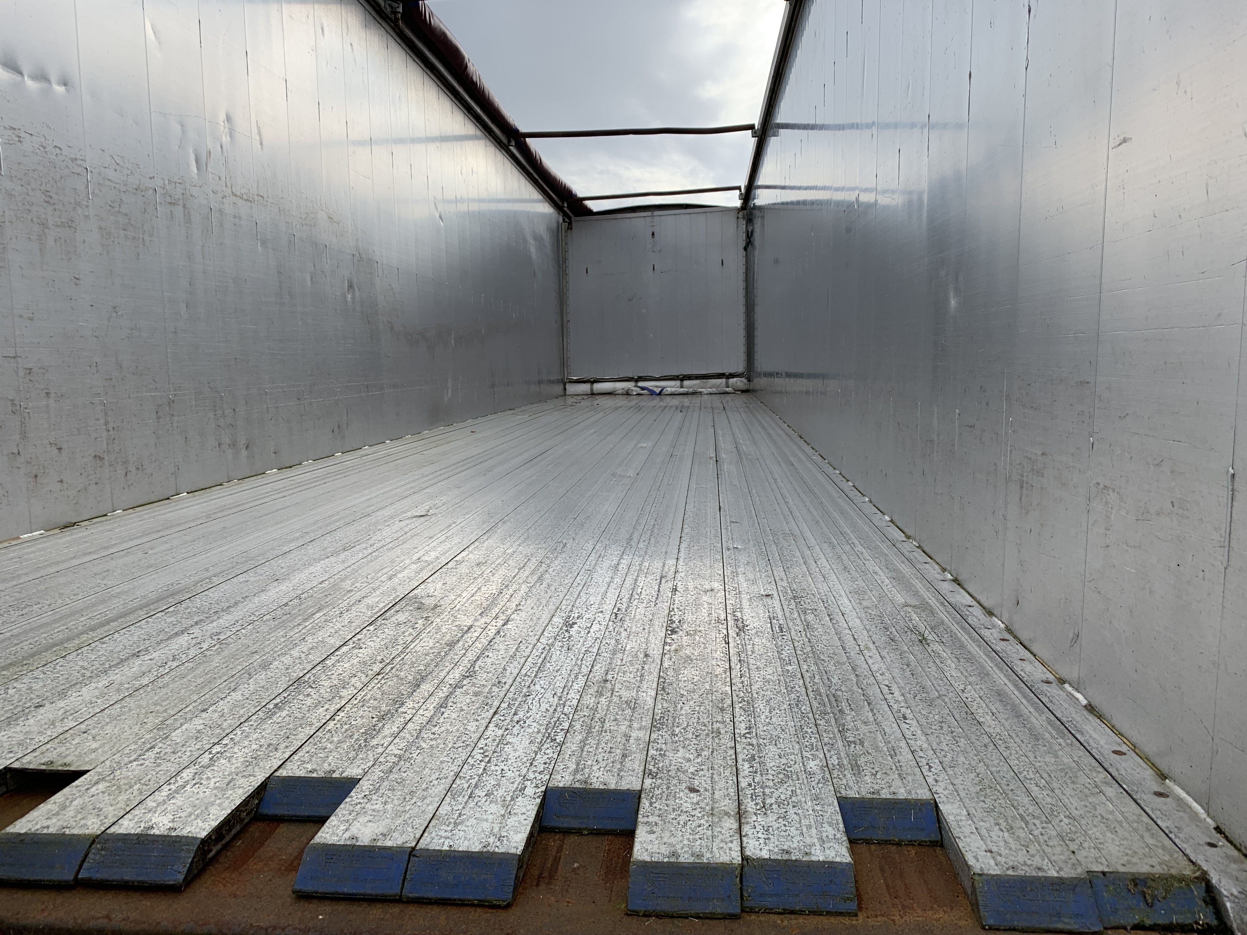 walking floor trailer